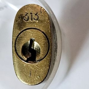 LV LOCK. NO KEY